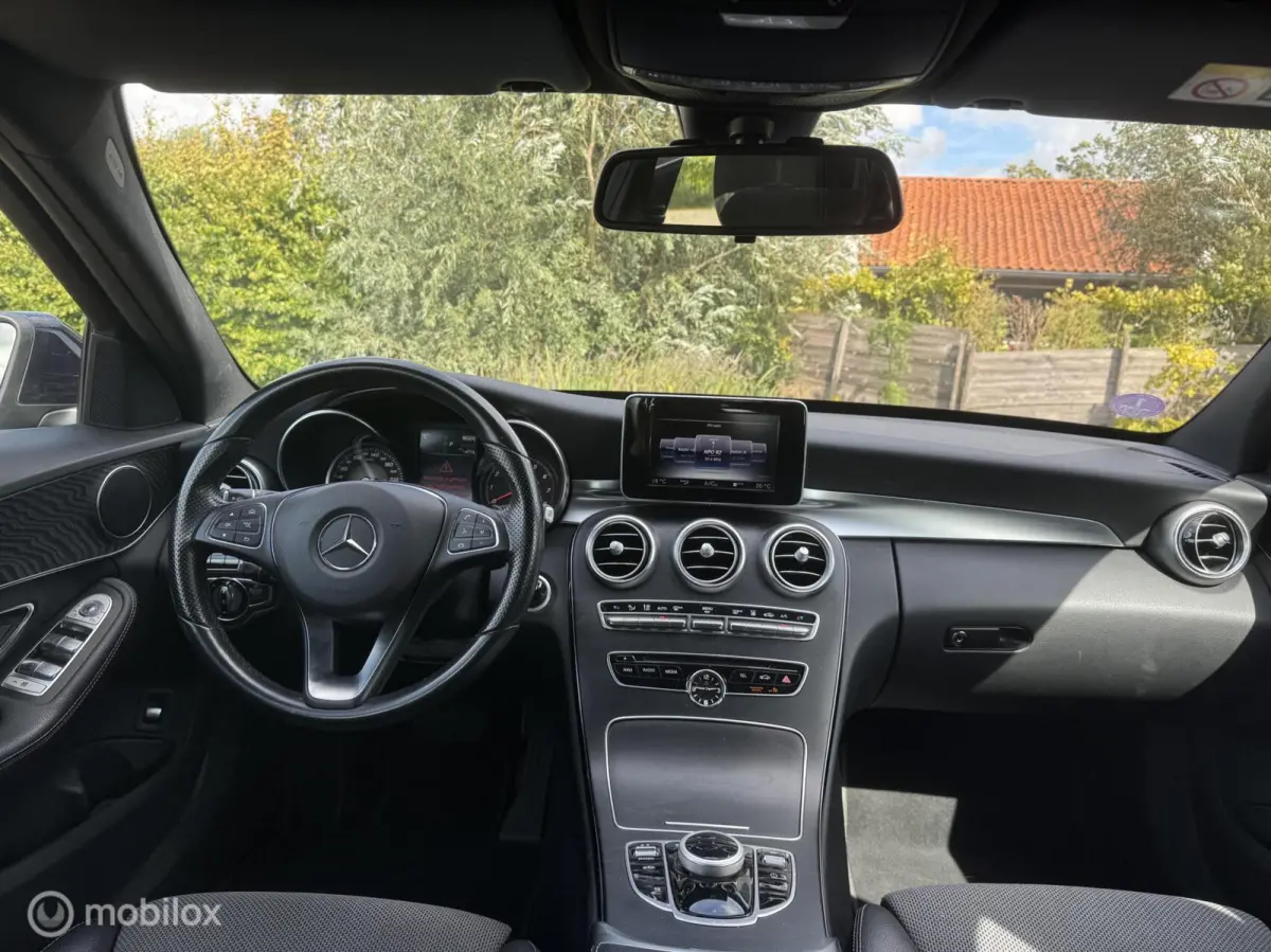 350e PHEV Lease Edition | Camera