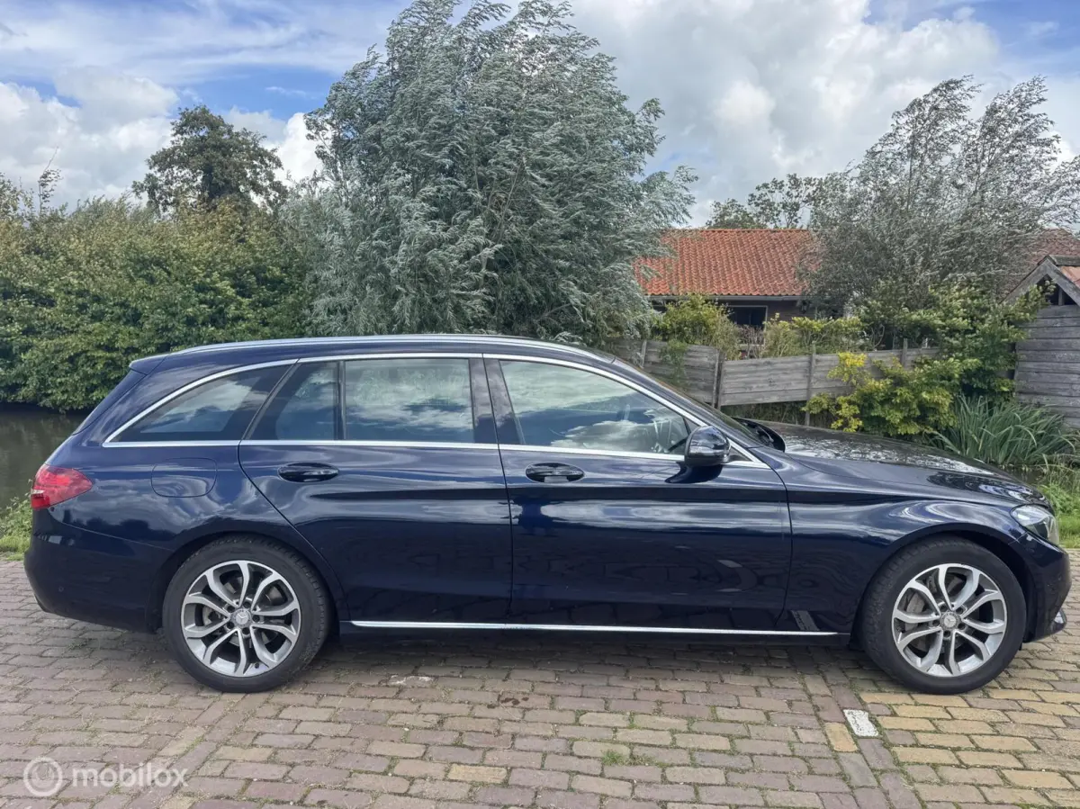350e PHEV Lease Edition | Camera