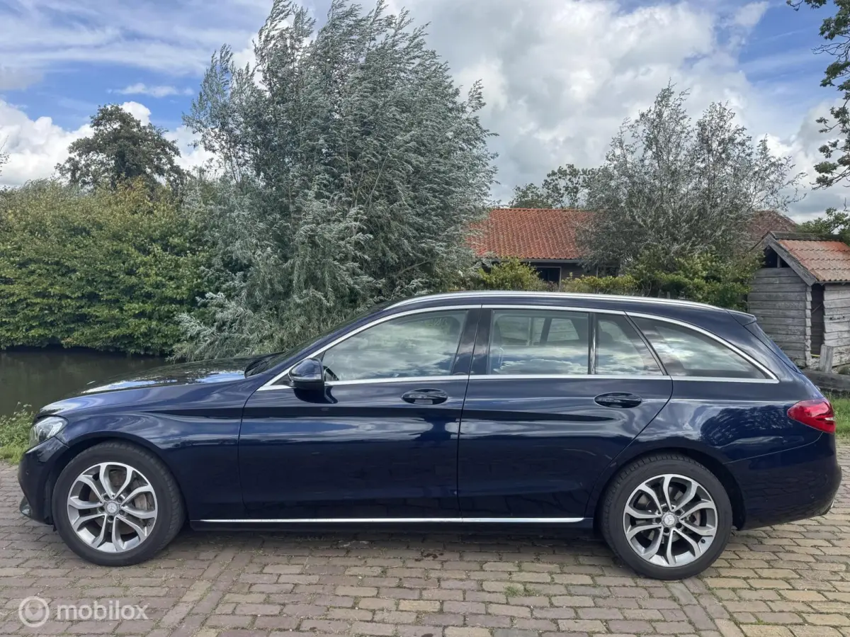 350e PHEV Lease Edition | Camera