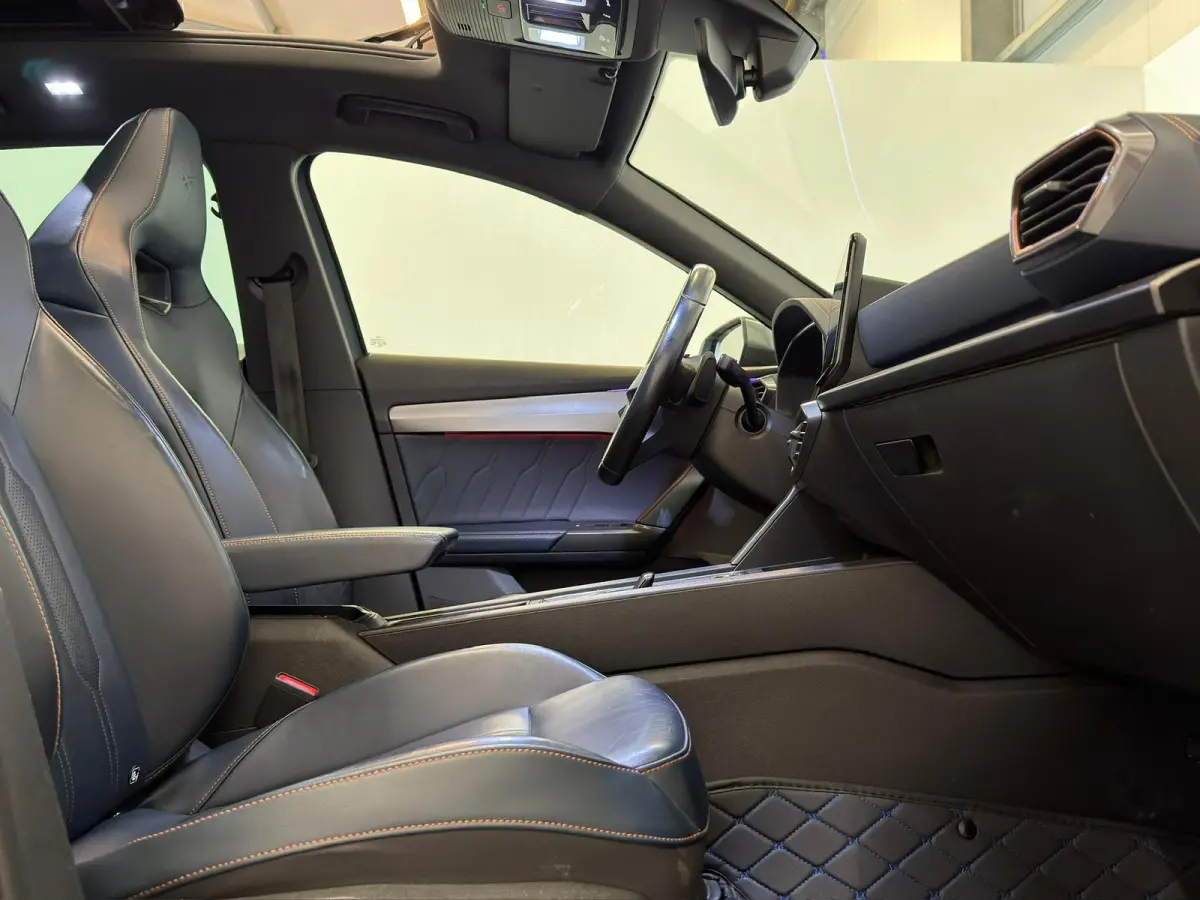2.0 TDI / Pano / Memory / ACC