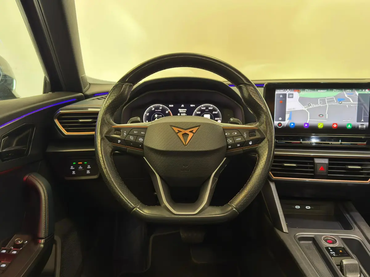2.0 TDI / Pano / Memory / ACC