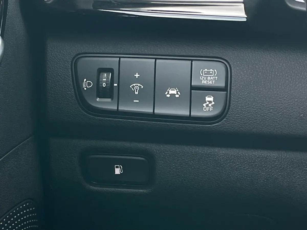1.6 GDi Hybrid DynamicLine | Camera | PDC | Carplay | Cruise Control |