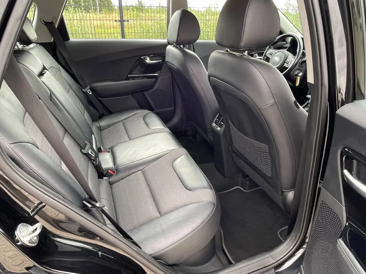 1.6 GDi Hybrid DynamicLine | Camera | PDC | Carplay | Cruise Control |