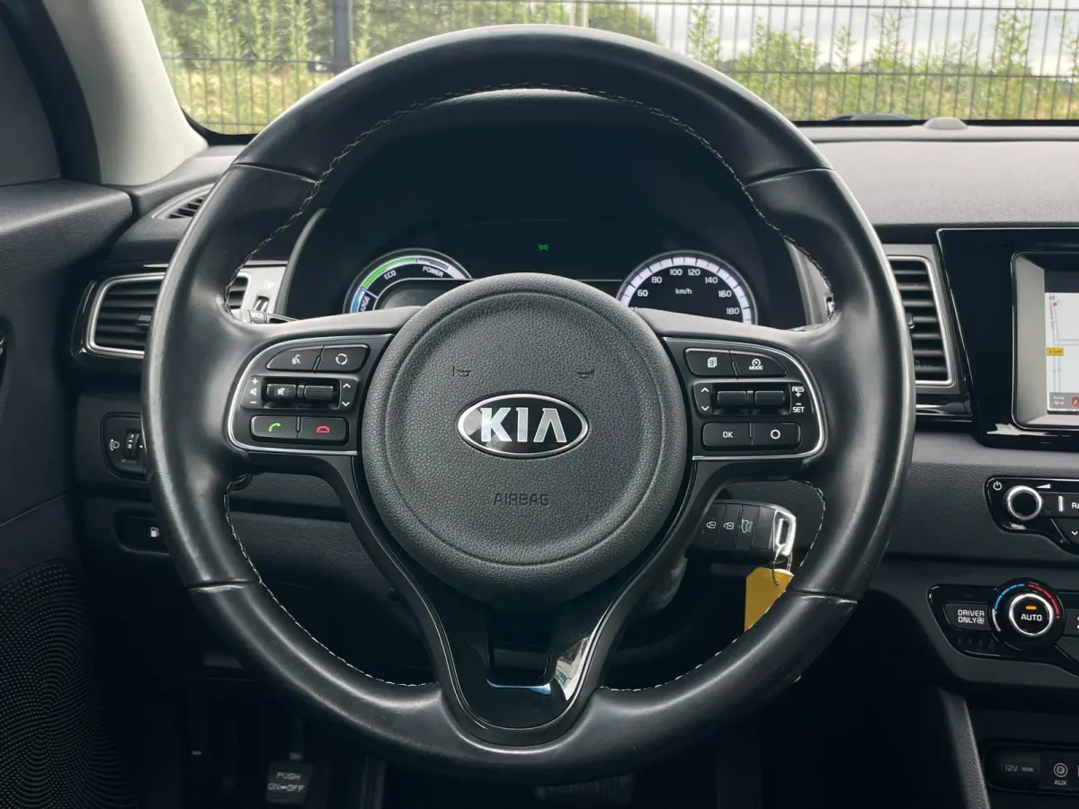 1.6 GDi Hybrid DynamicLine | Camera | PDC | Carplay | Cruise Control |