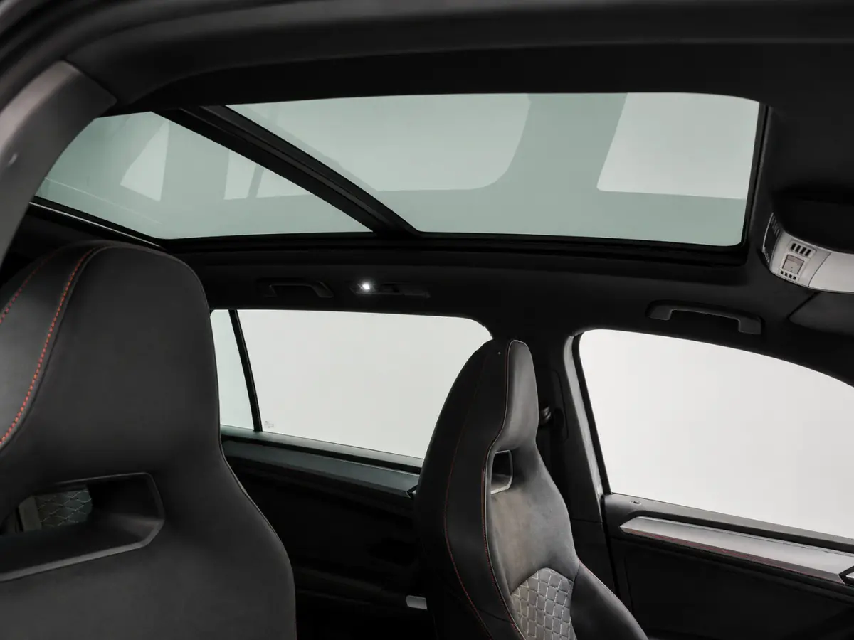 1.5 TSI FR Business Intense VOL! | BTW | NL-AUTO | 1E EIG | DEALER ONDERH | PANO | 360 CAM | STOELVERW | CARPLAY |ETC