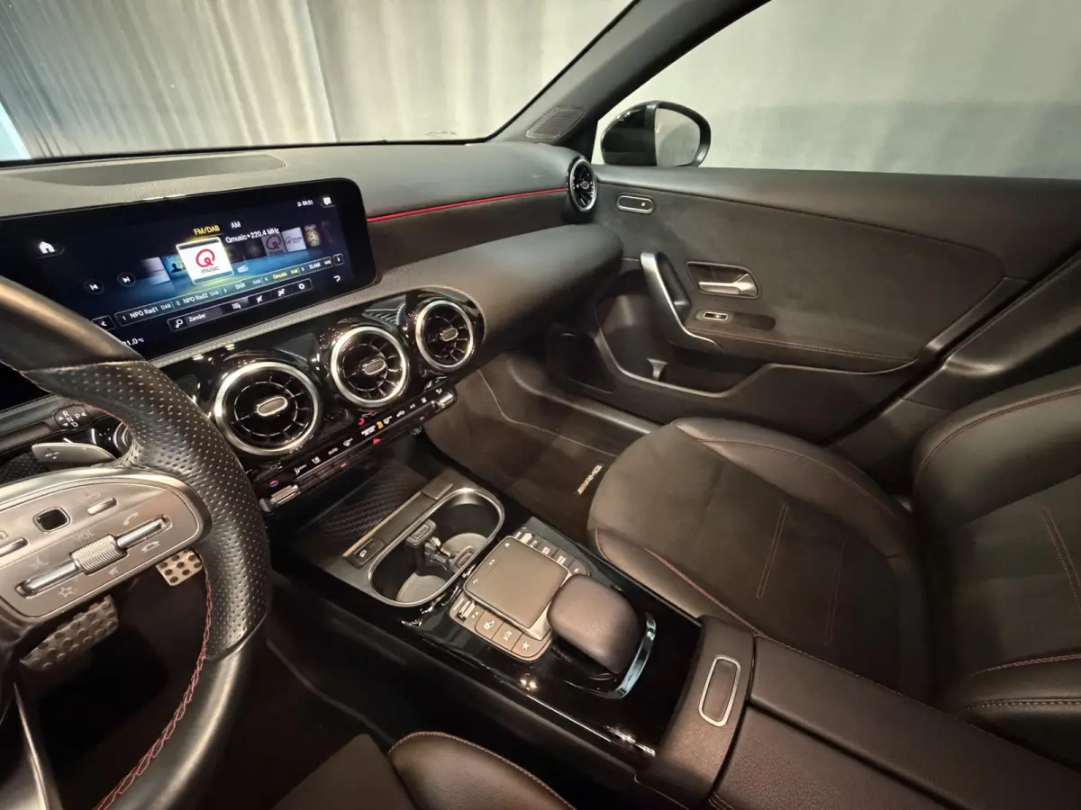 250 e AMG Line 18"/SOH 97%/360 camera/PDC v+a/Stoelverwarming/Apple Carplay & Android Auto/DAB/Navigatie/Climate