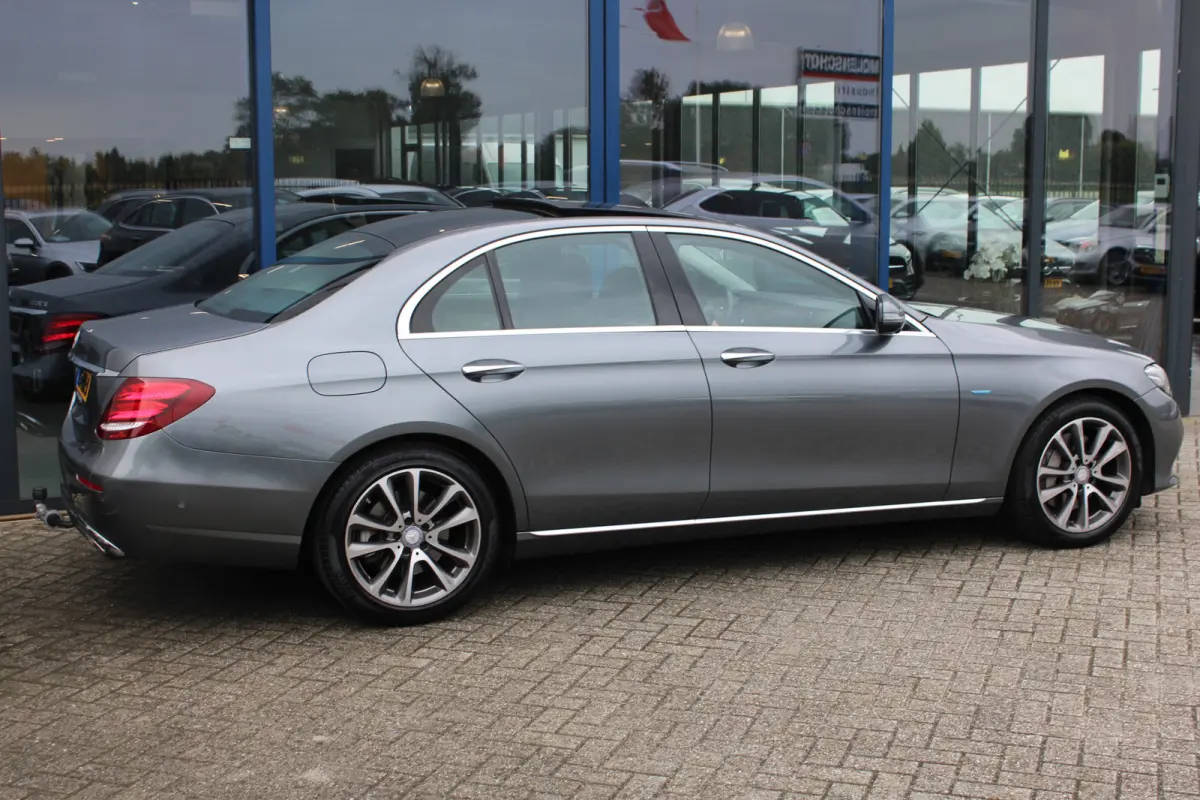 350e Prestige Plus PANORAMADAK BURMESTER LEDER MEMORY DISTRONIC CARPLAY KEY-LESS GO 360-CAMERA TREKHAAK