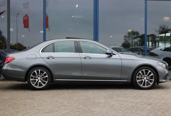 350e Prestige Plus PANORAMADAK BURMESTER LEDER MEMORY DISTRONIC CARPLAY KEY-LESS GO 360-CAMERA TREKHAAK