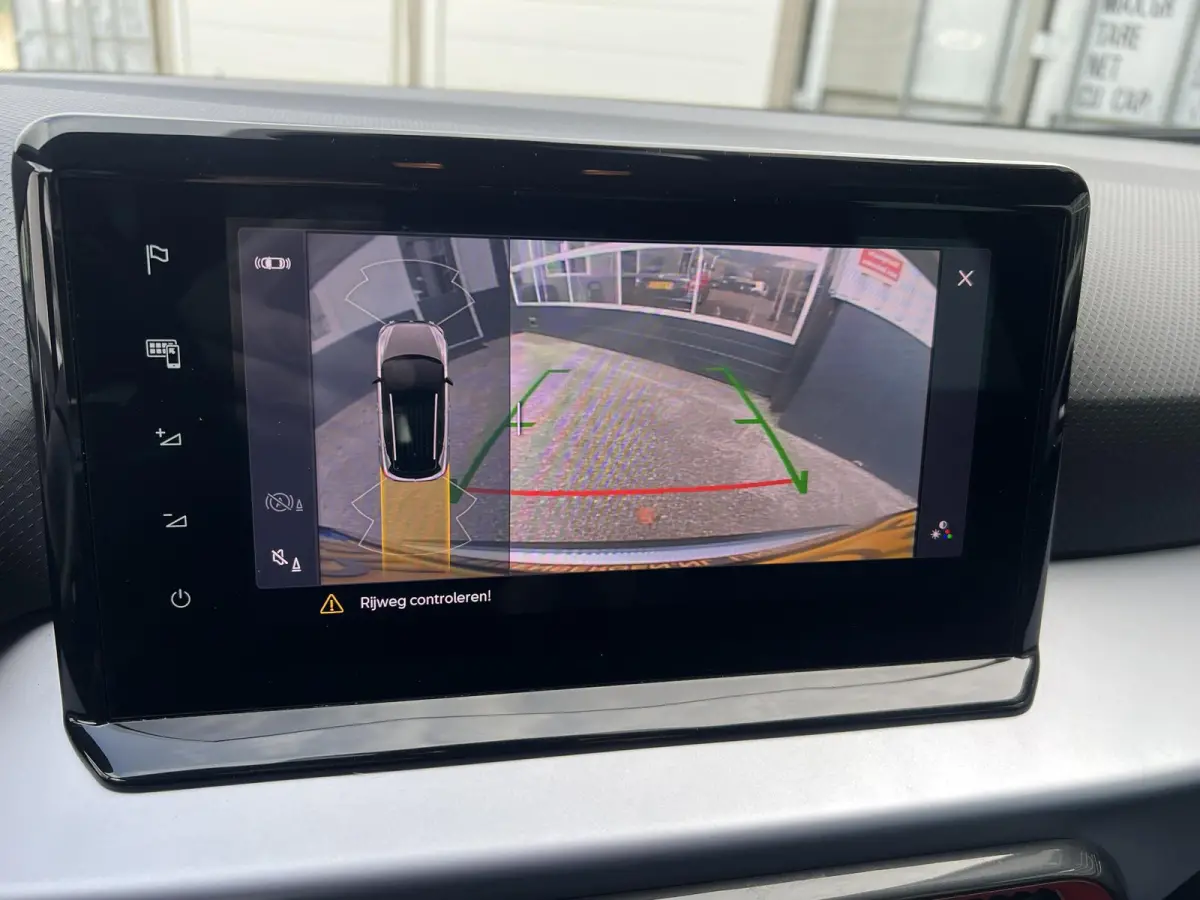 1.0 TSI FR Business Connect Stoelverwarming Carplay Camera