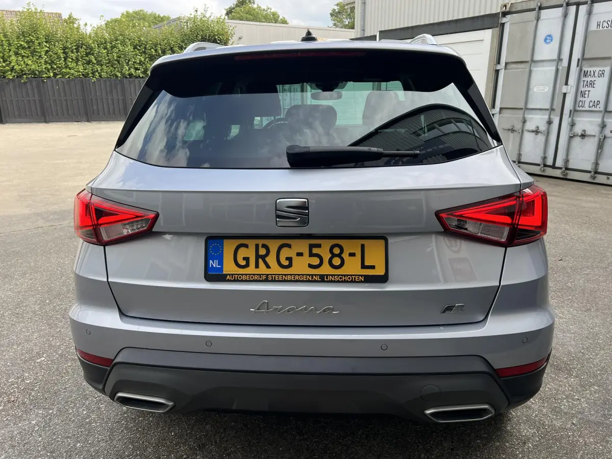 1.0 TSI FR Business Connect Stoelverwarming Carplay Camera