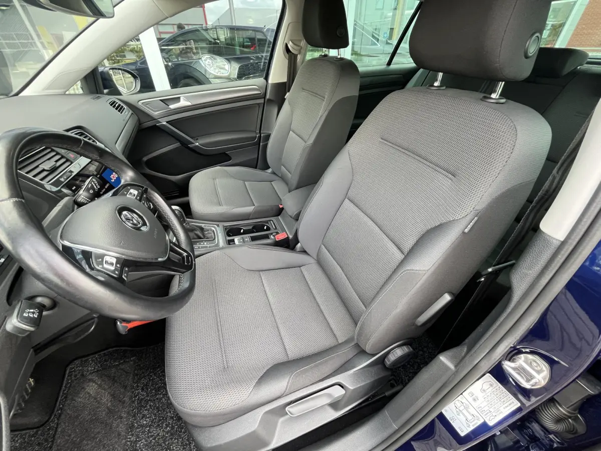 1.0 TSI Comfortline | AUTOMAAT | ACC | PDC V+A | Afn. trekhaak | Apple Carplay - Android Auto | Verwarmde voorruit | NAP