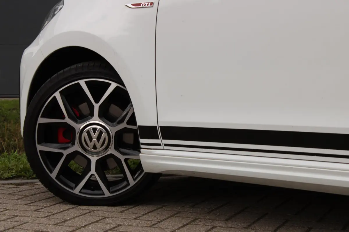 Up! 1.0 GTI BeatsAudio Panodak Camera RIJKLAAR
