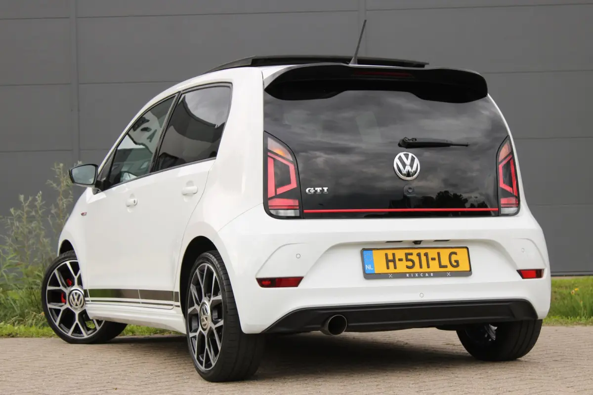 Up! 1.0 GTI BeatsAudio Panodak Camera RIJKLAAR