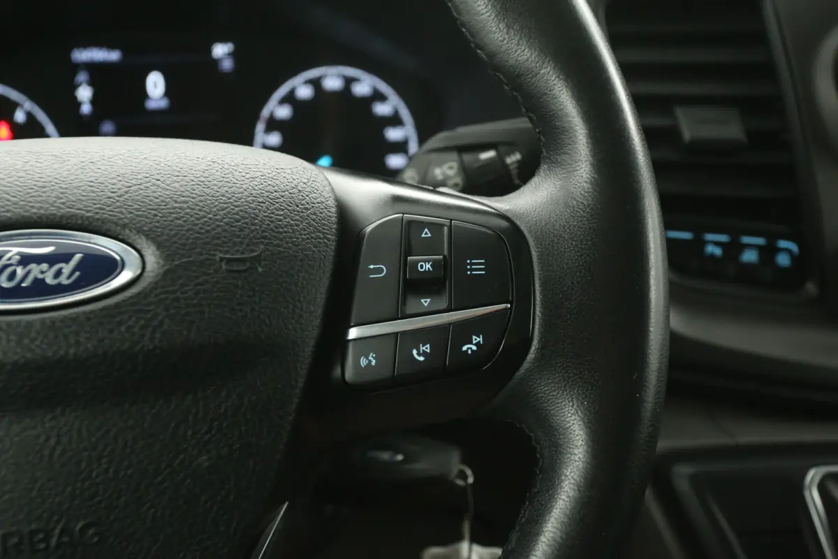 2.0 TDCI L2H2 | Automaat | Airco | Camera | 3 Zits | Cruise | Carplay | Parkeersens.