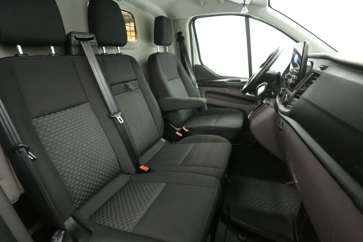 2.0 TDCI L2H2 | Automaat | Airco | Camera | 3 Zits | Cruise | Carplay | Parkeersens.