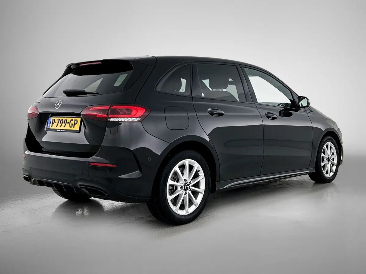 250 e Hybride Premium Design AMG line / 1/2 Leder / Stoelverwarming / Pdc+Camera / Navigatie / Apk 01-2028