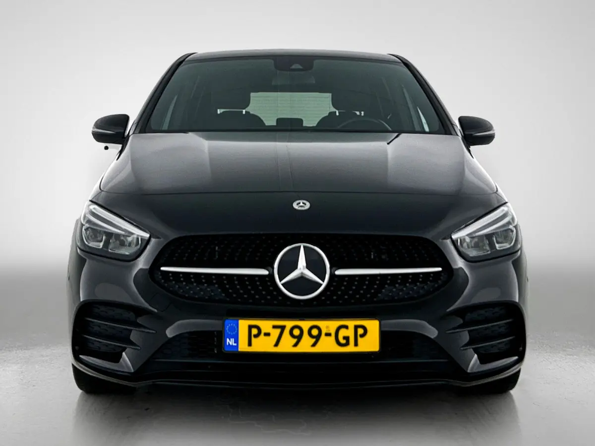 250 e Hybride Premium Design AMG line / 1/2 Leder / Stoelverwarming / Pdc+Camera / Navigatie / Apk 01-2028