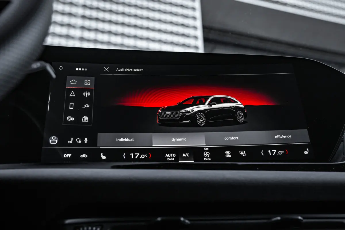Avant 2.0 367pk quattro S edition Competition | Bang & Olufsen | Trekhaak | HUD | 360 Camera | | Audio installatie premium | Cruise control adaptief met Stop&Go en stuurhulp | Extra getint g