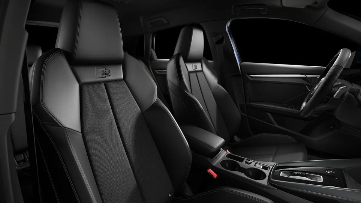40 TFSI e Hybrid S edition | Stoelverwarming | Apple Carplay | Android Auto | Getint Glas | Sportstoelen |