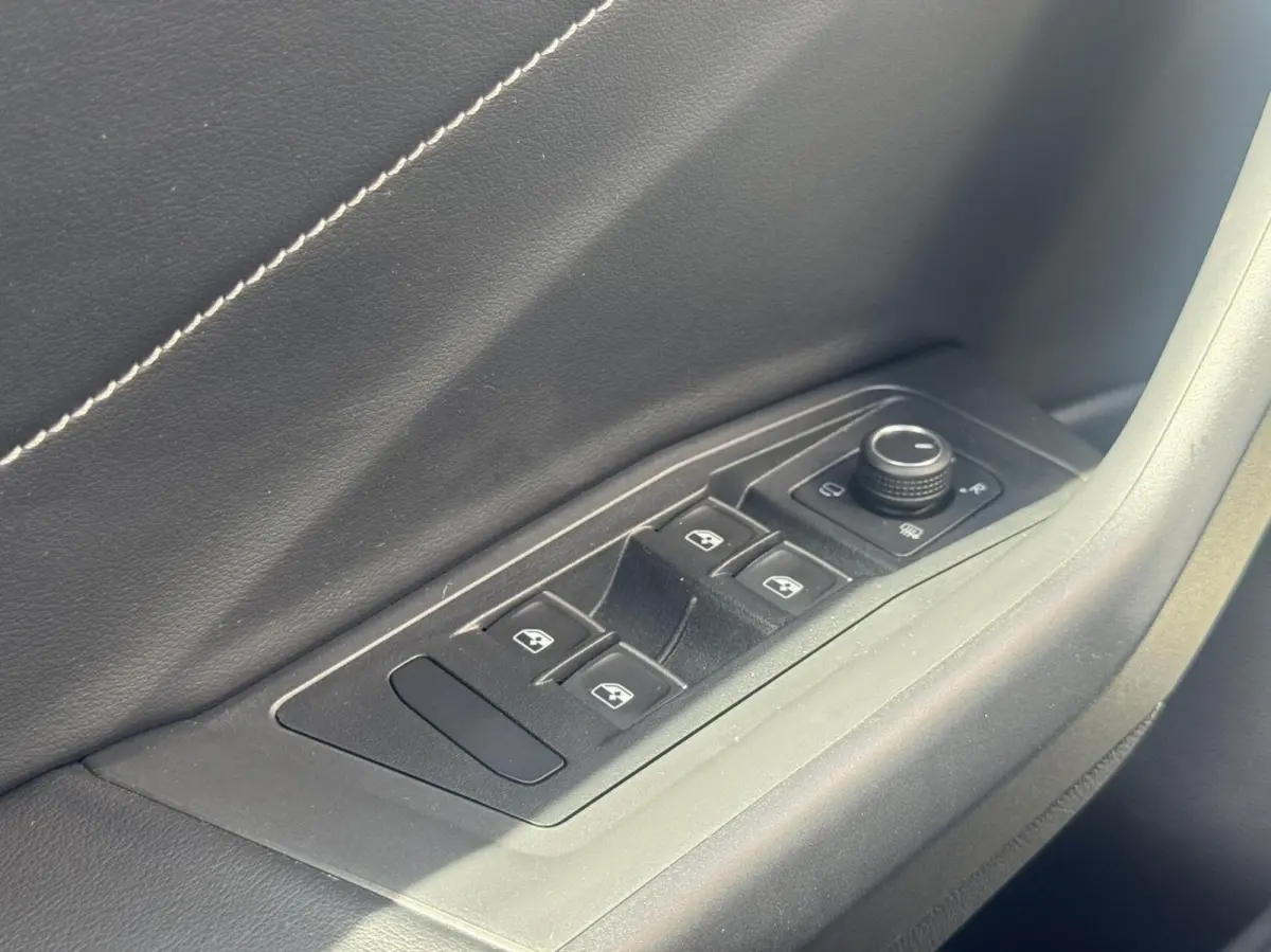 1.5 TSI R-Line|Navi|Trekhaak