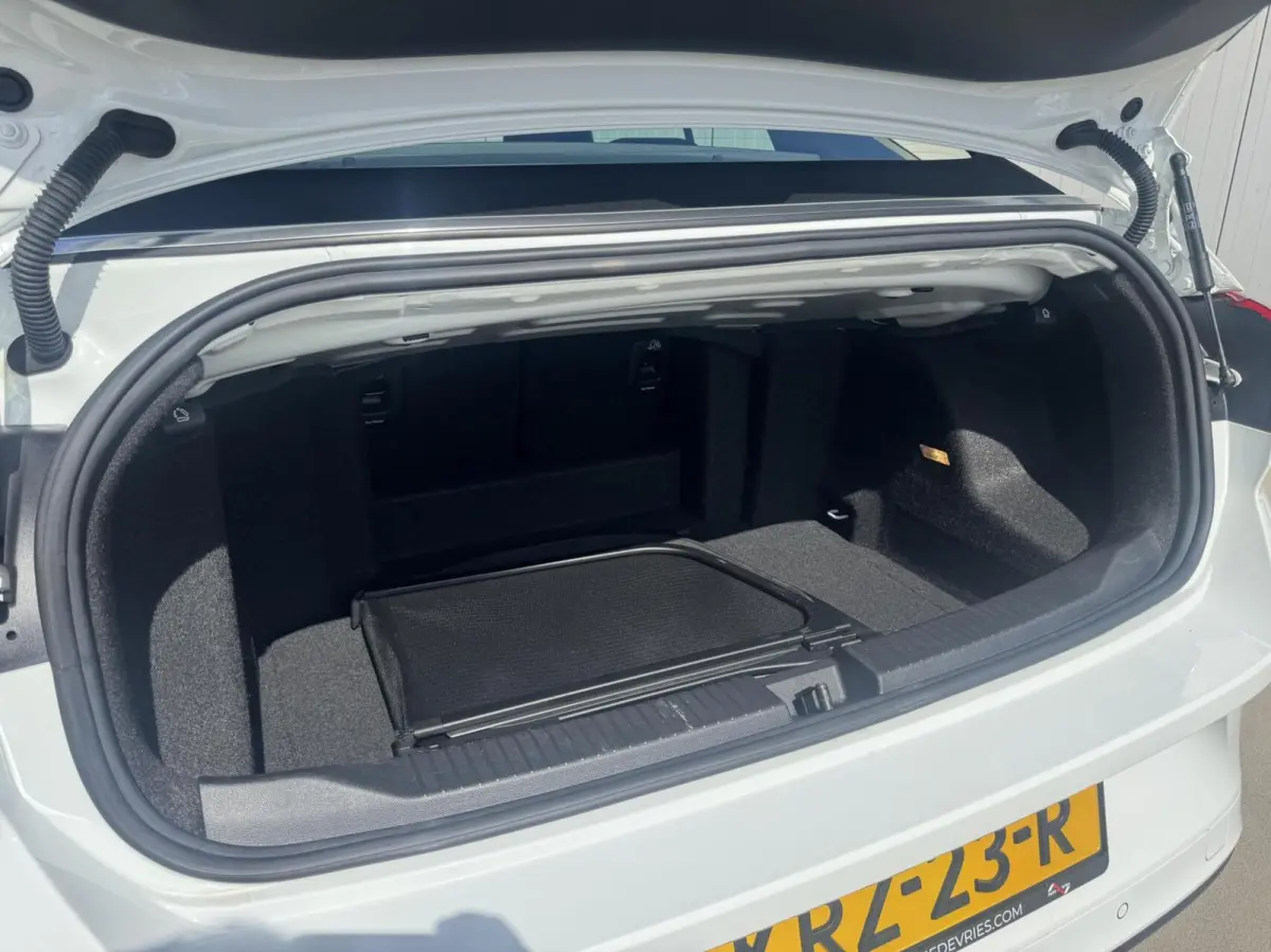 1.5 TSI R-Line|Navi|Trekhaak