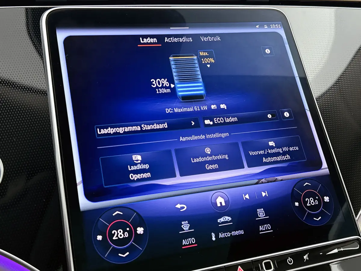 350 Business Plus Line 90 kWh / Panorama-Schuifdak / Leder-Comfort / Xenon / Radio multimedia / Apk 02-2027