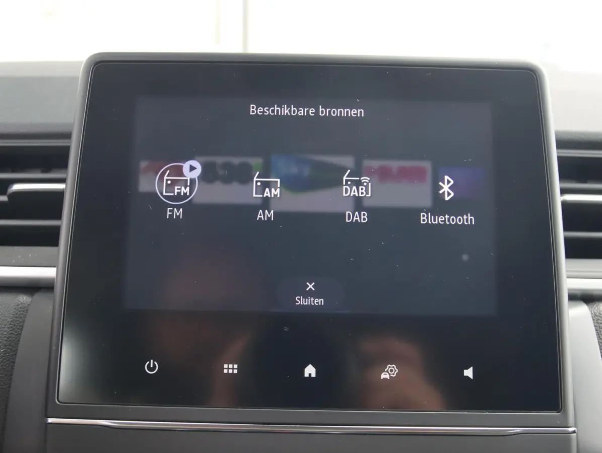 1.0 TCe 90 Zen | Trekhaak | Apple Carplay | All-seasonbanden