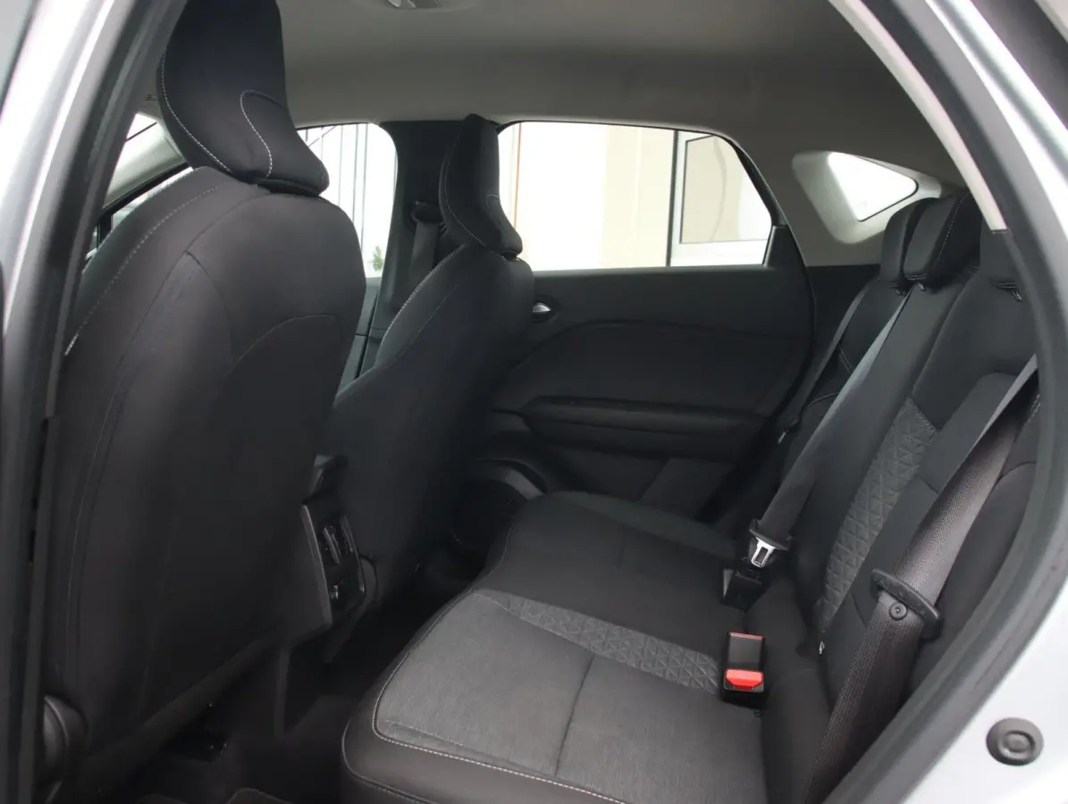 1.0 TCe 90 Zen | Trekhaak | Apple Carplay | All-seasonbanden