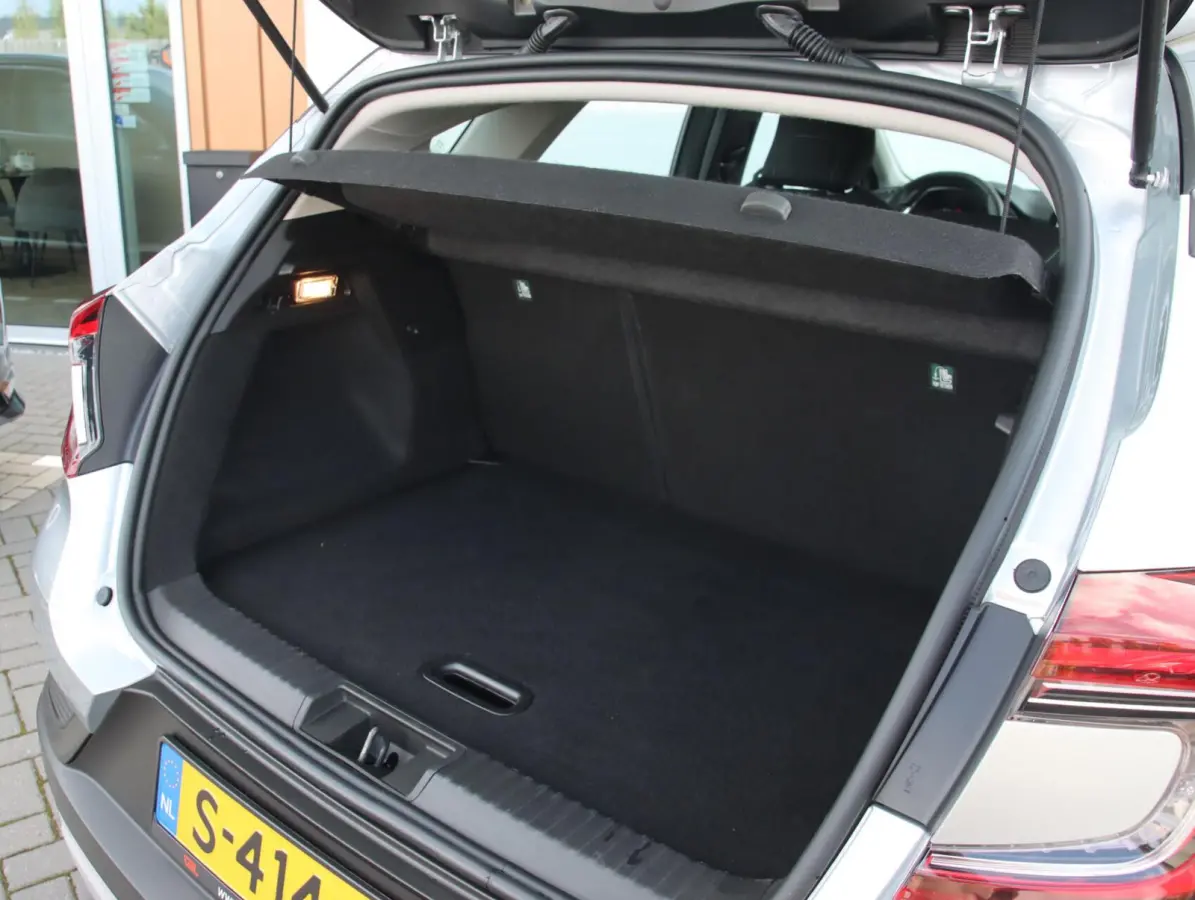 1.0 TCe 90 Zen | Trekhaak | Apple Carplay | All-seasonbanden