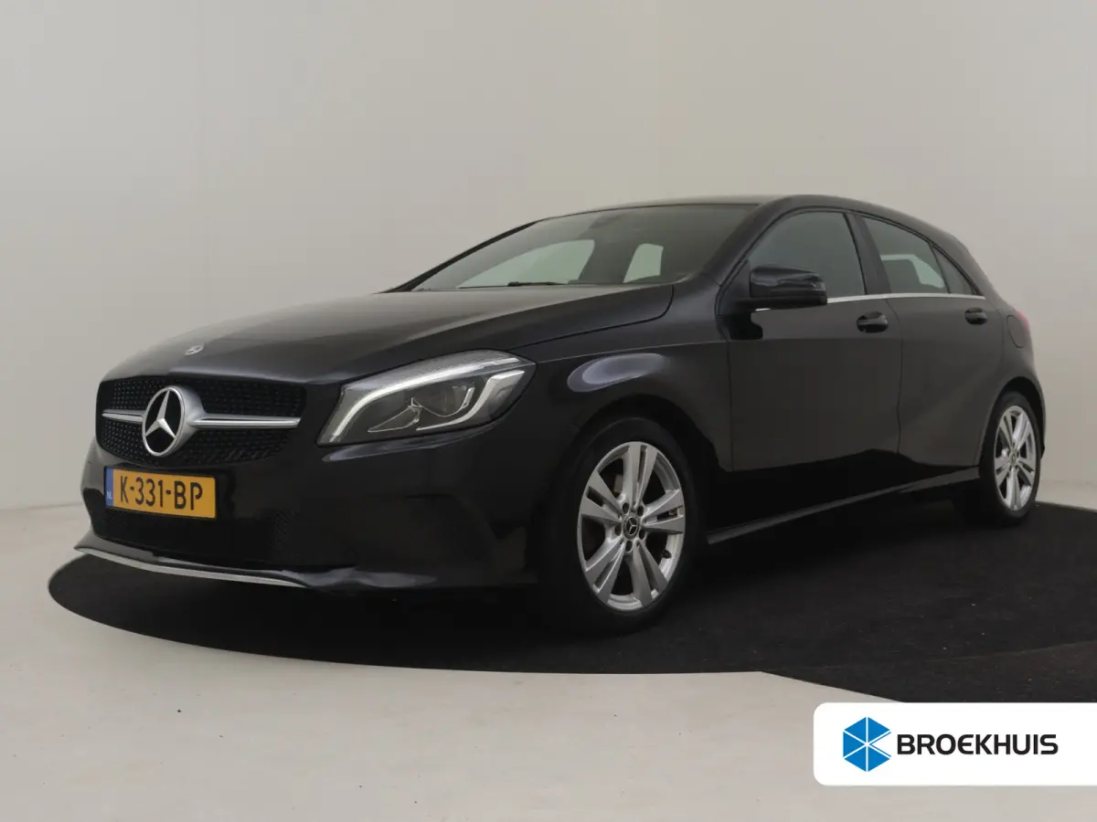 180 Business Solution AMG | Cruise control | Climate control | Sport stoelen | Apple carplay Android auto | Elecktr ramen | LED | 17"LMV