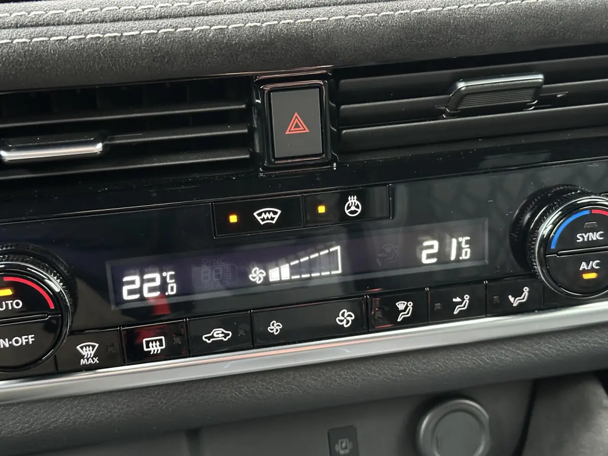 1.3 MHEV Xtronic Tekna Plus | BOSE/Nappa Leder/Head-Up/Massage/360° camera/Adapt.Cruise