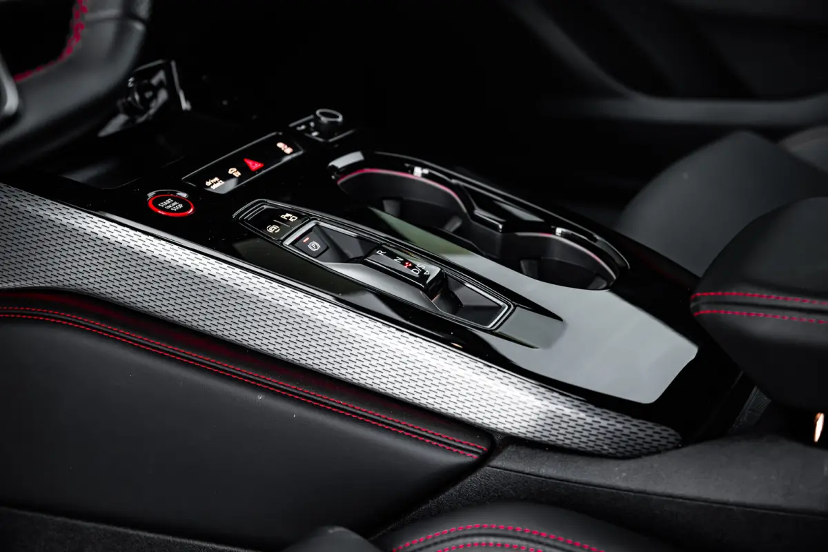 Avant 2.0 quattro S edition Competition | Bang & Olufsen | Trekhaak | HUD | 360 Camera | Memory | | Alarm klasse 1(startblokkering) | Apple Carplay/Android Auto|telefoonintegratie premium | 