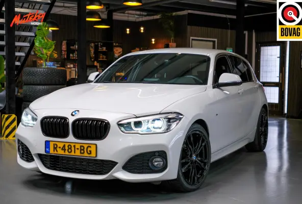 118i M Sport | Zwart leder