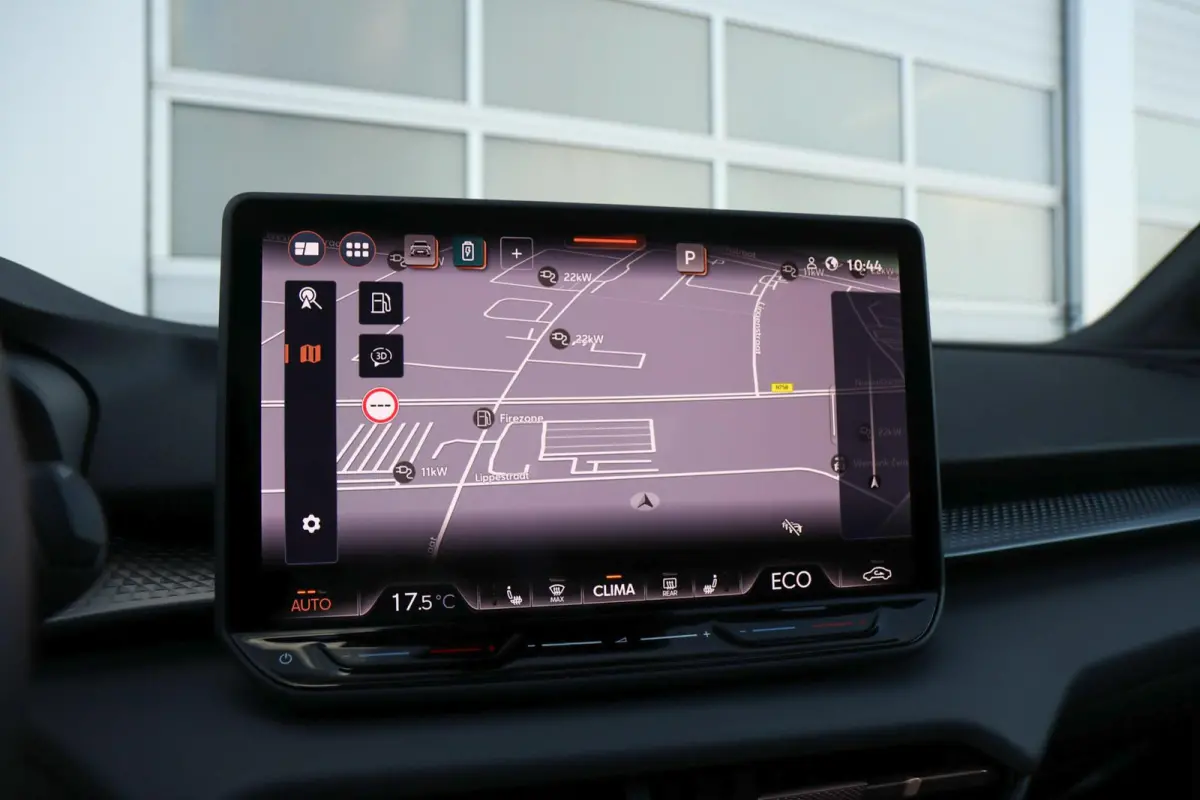1.5 TSI e-Hybrid 272pk VZ Performance | SoH 100% | Trekhaak | Panoramadak | Sennheiser | 360 Camera