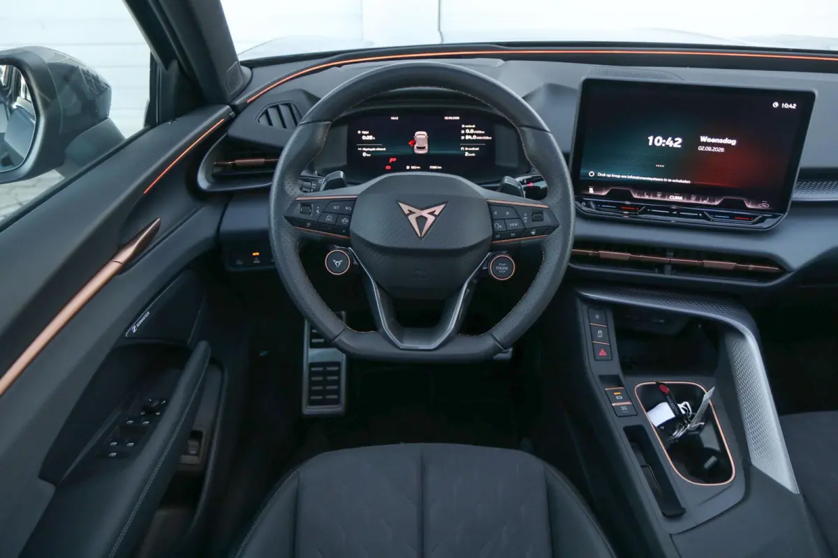 1.5 TSI e-Hybrid 272pk VZ Performance | SoH 100% | Trekhaak | Panoramadak | Sennheiser | 360 Camera