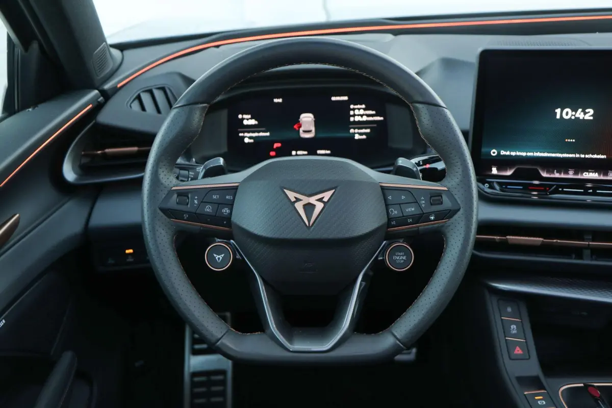 1.5 TSI e-Hybrid 272pk VZ Performance | SoH 100% | Trekhaak | Panoramadak | Sennheiser | 360 Camera