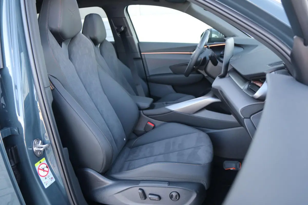1.5 TSI e-Hybrid 272pk VZ Performance | SoH 100% | Trekhaak | Panoramadak | Sennheiser | 360 Camera