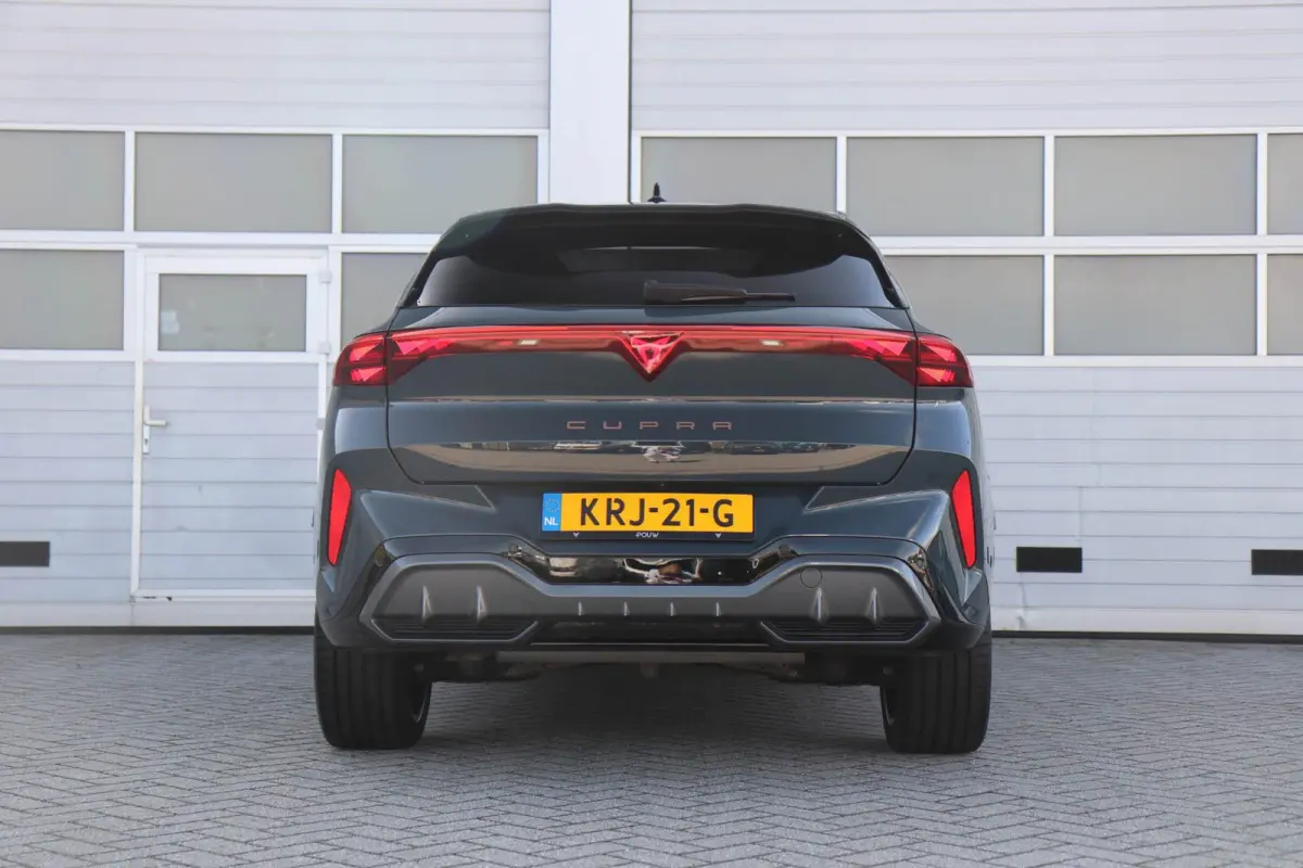 1.5 TSI e-Hybrid 272pk VZ Performance | SoH 100% | Trekhaak | Panoramadak | Sennheiser | 360 Camera