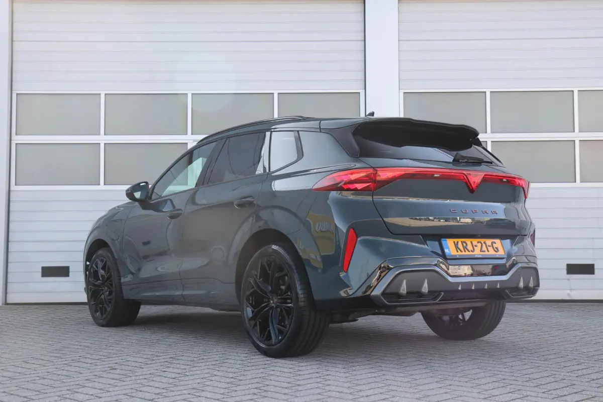 1.5 TSI e-Hybrid 272pk VZ Performance | SoH 100% | Trekhaak | Panoramadak | Sennheiser | 360 Camera