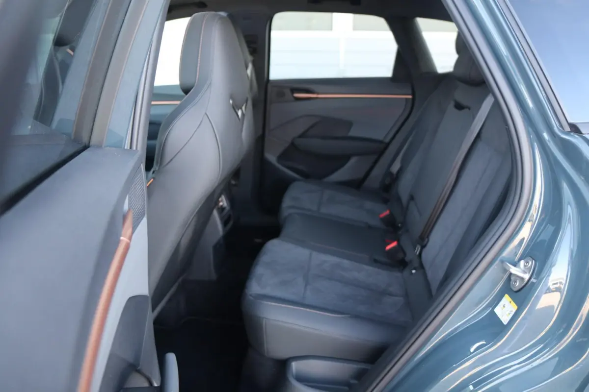 1.5 TSI e-Hybrid 272pk VZ Performance | SoH 100% | Trekhaak | Panoramadak | Sennheiser | 360 Camera