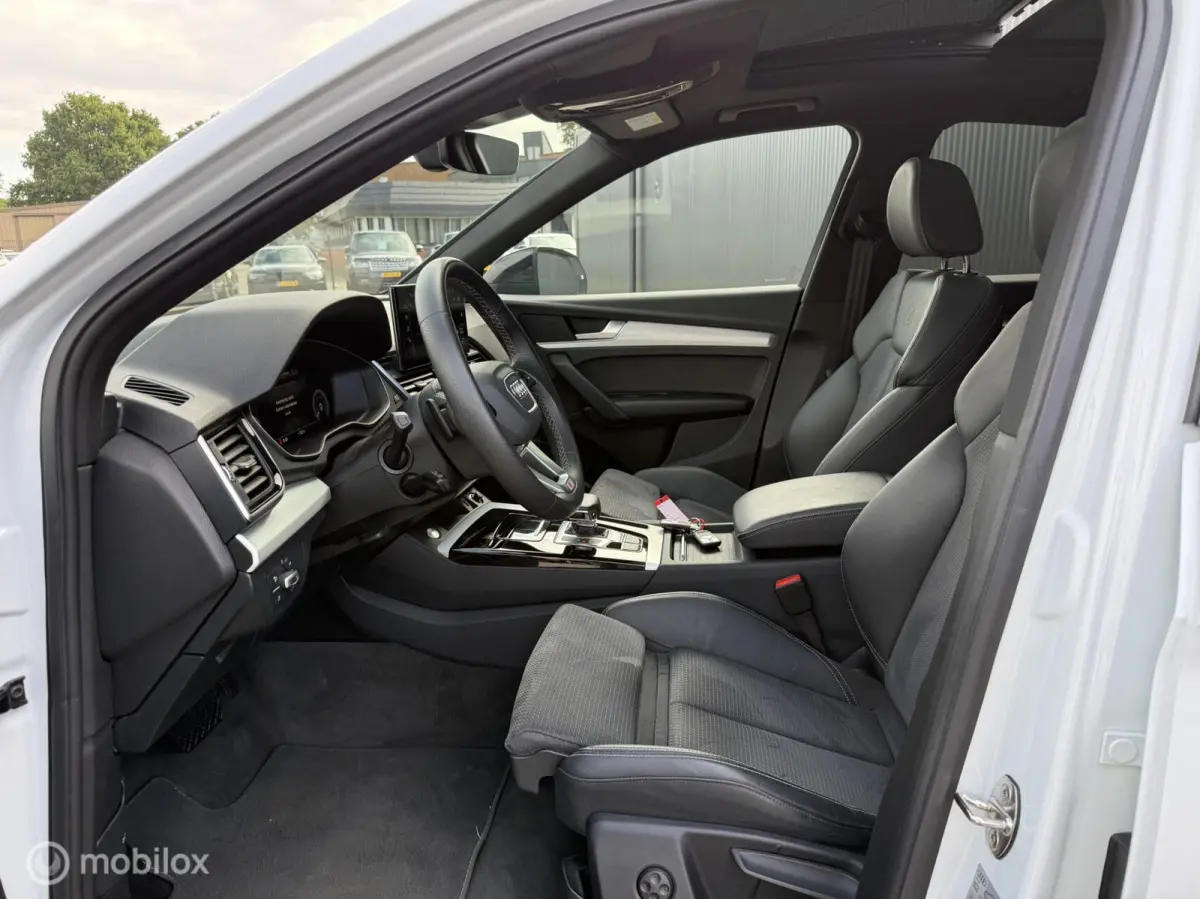 50 TFSI e S-Line SQ5 | 22 INCH | PANODAK