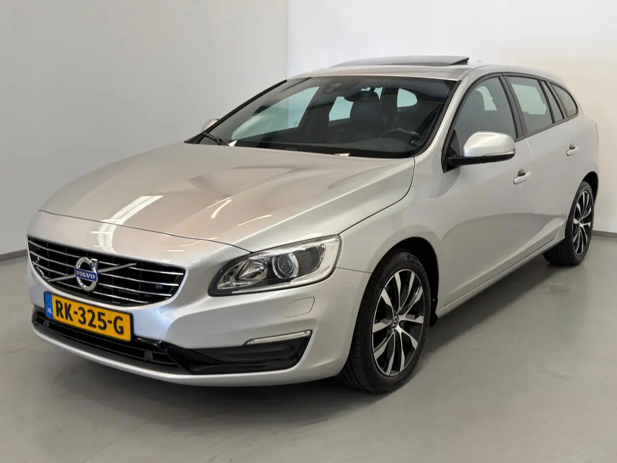 2.0 D3 Polar+ Dynamic / 1e eig. / NL-auto / Schuifdak