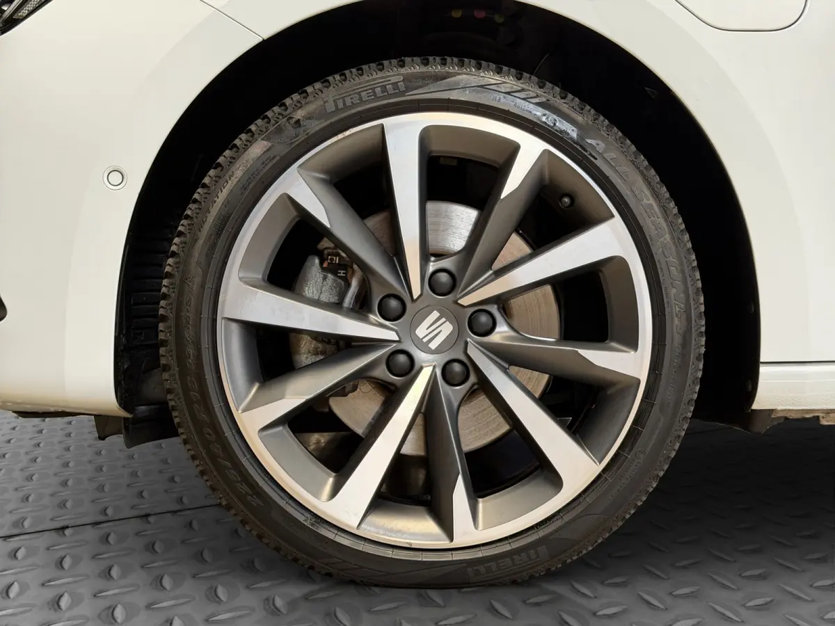 1.4 TSI eHybrid PHEV FR Business Intense|Full Link|Camera|Keyless|Stuur/Stoelverwarming