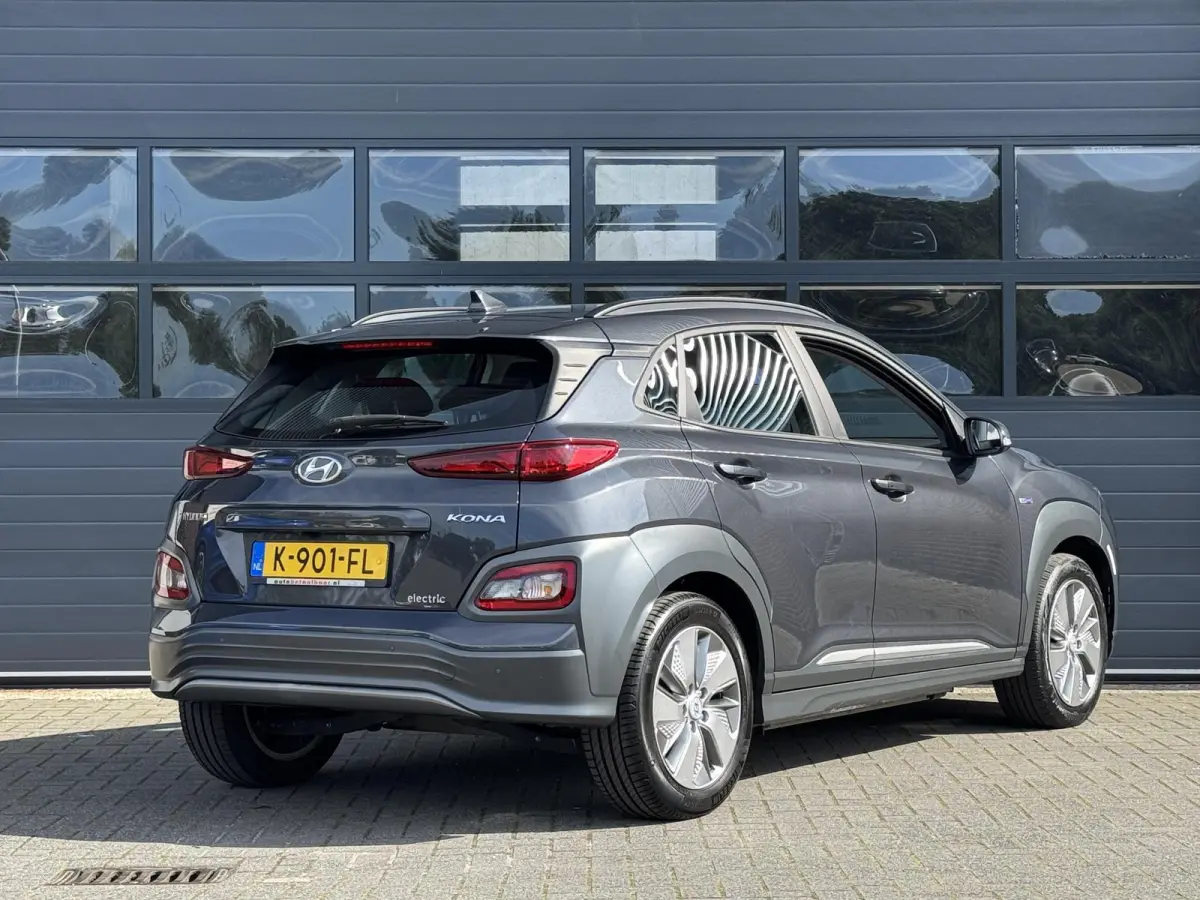 EV COMFORT 64 kWh (100% SOH) I AUTOMAAT I P-CAMERA I APPLE CARPLAY I CRUISE CONTROL