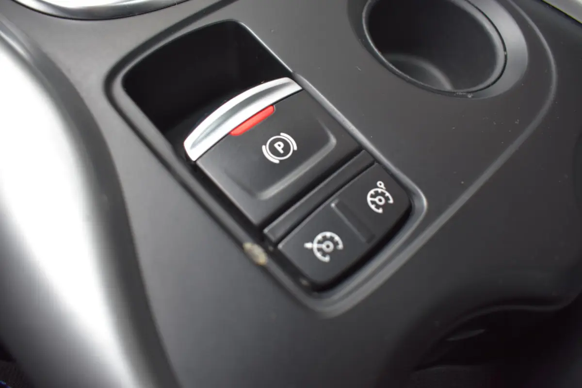 1.2 TCe BOSE 18"'LMV NAVI PANODAK LED NAVI