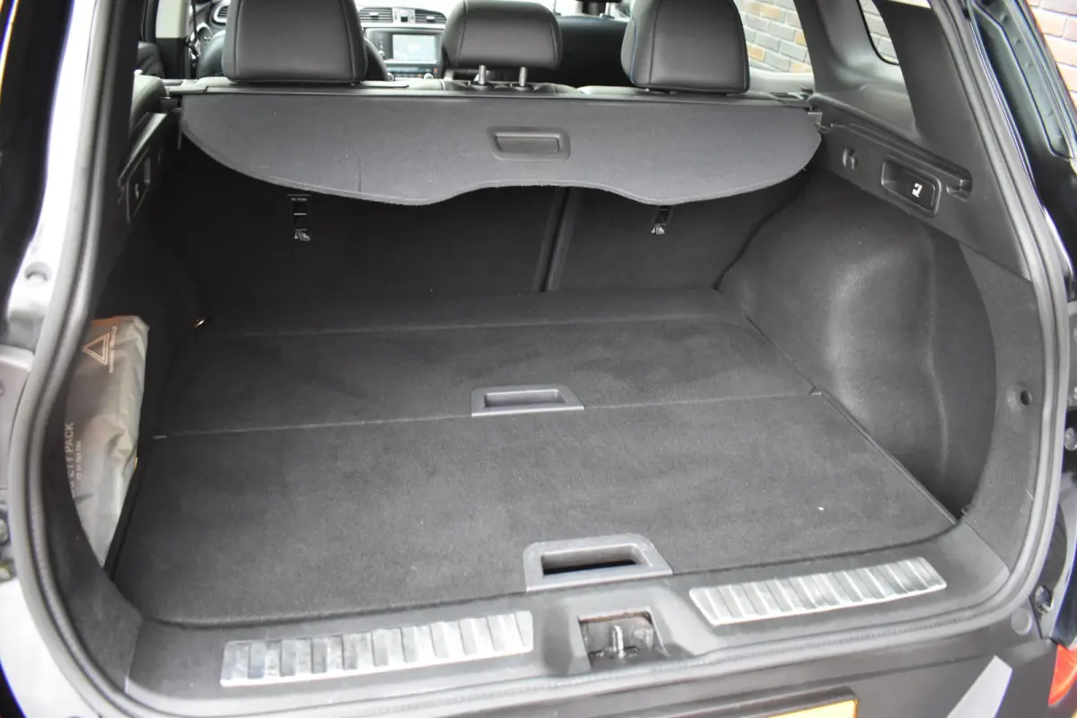 1.2 TCe BOSE 18"'LMV NAVI PANODAK LED NAVI