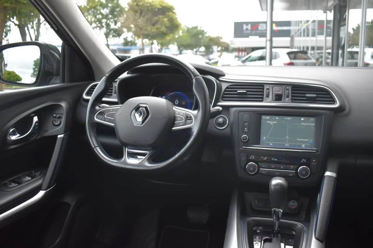 1.2 TCe BOSE 18"'LMV NAVI PANODAK LED NAVI