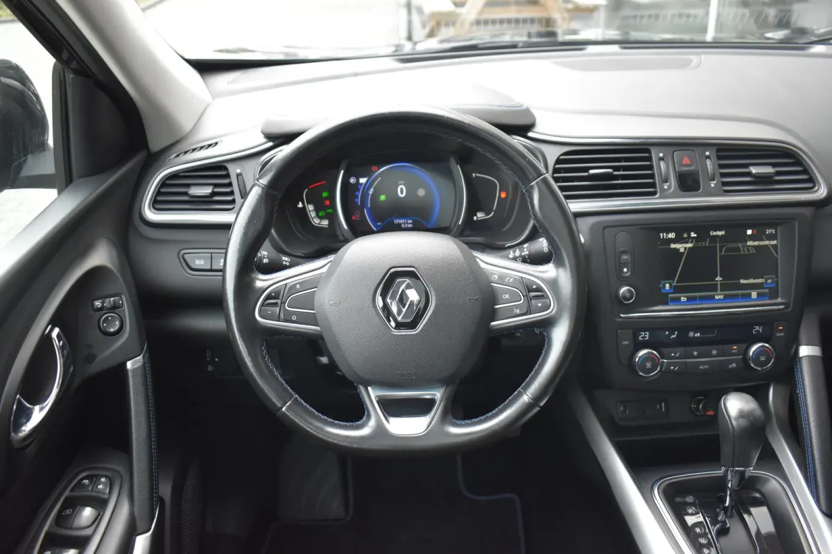 1.2 TCe BOSE 18"'LMV NAVI PANODAK LED NAVI