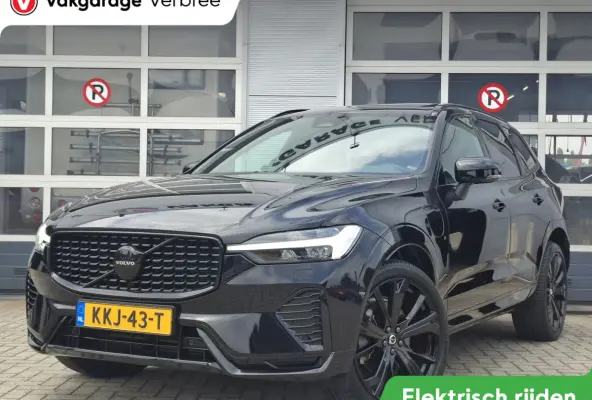 2.0 T6 Plug-in hybrid AWD Plus Black Edition | Panoramadak | Wegklapbare trekhaak | LED koplampen |