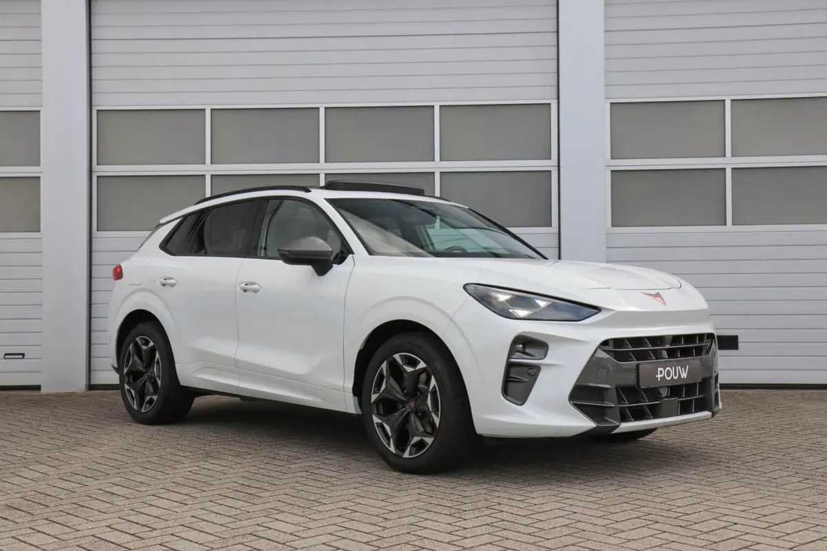 1.5 TSI 204pk e-Hybrid | Trekhaak | Panoramadak | Stoelverwarming | Achteruitrijcamera | Full Link